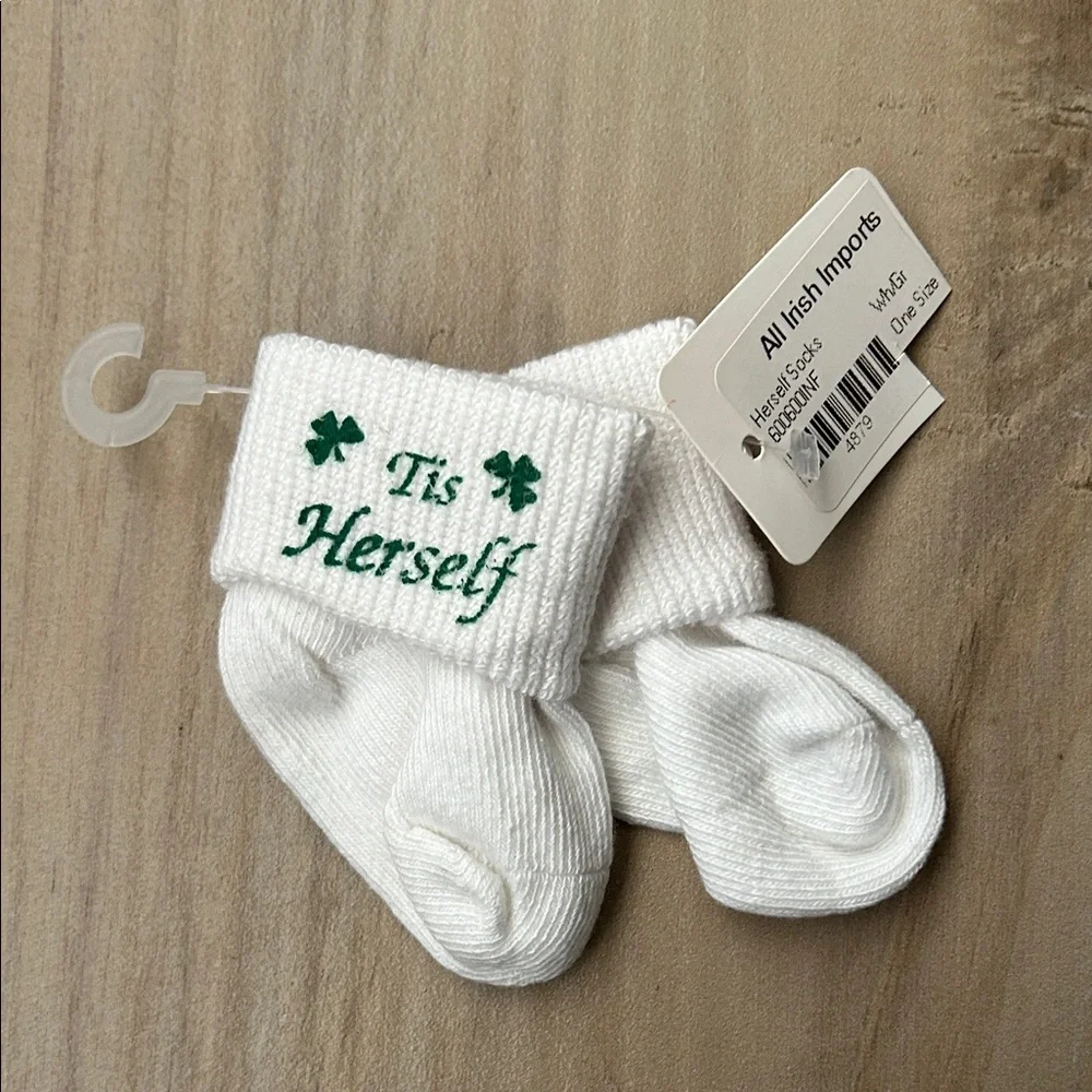 Newborn White Shamrock ☘️ Baby Socks